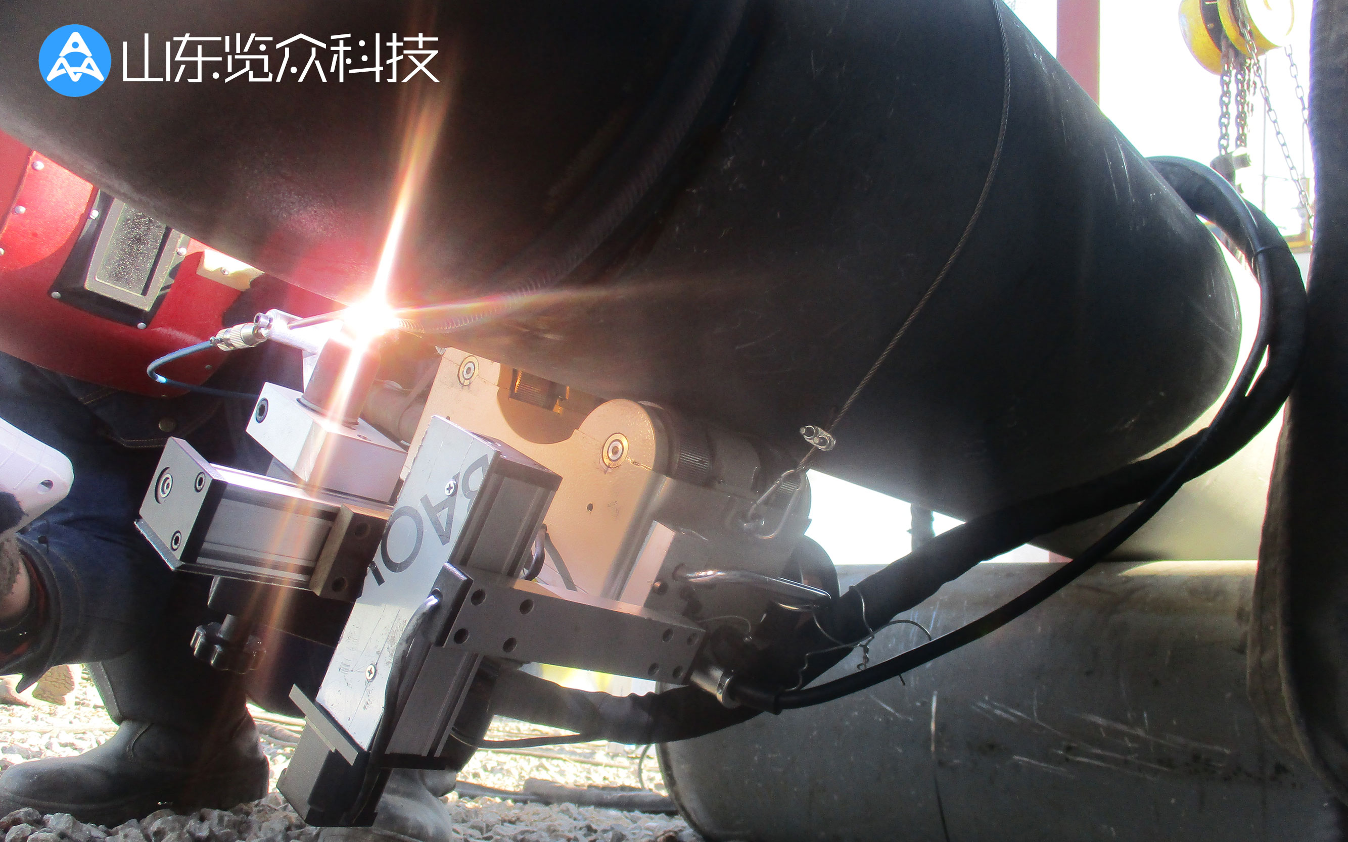 氬弧管線自動焊接 機器人成為主角