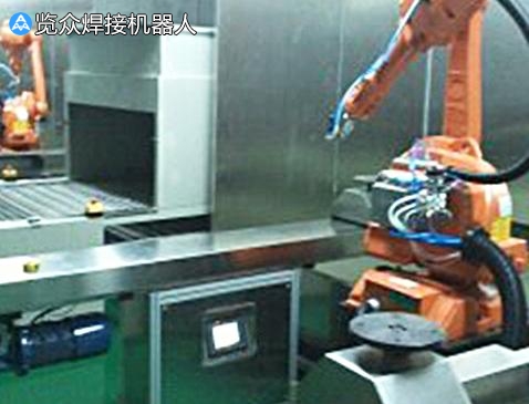 現(xiàn)場(chǎng)機(jī)器人焊接法蘭，使之能進(jìn)行焊接，切割或熱噴涂