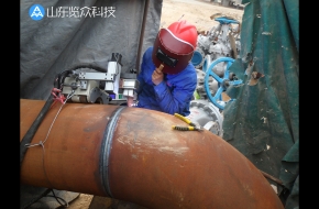 化工管道自動(dòng)焊機(jī)案例