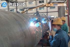 管道自動(dòng)焊接設(shè)備野外作業(yè)