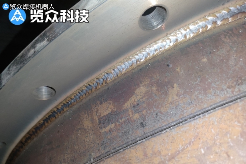 <a href=http://m.075v.cn/tag/5/ target=_blank class=infotextkey>管道自動(dòng)焊機(jī)</a>降低人力成本