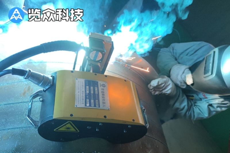 小型野外管道自動焊機(jī)